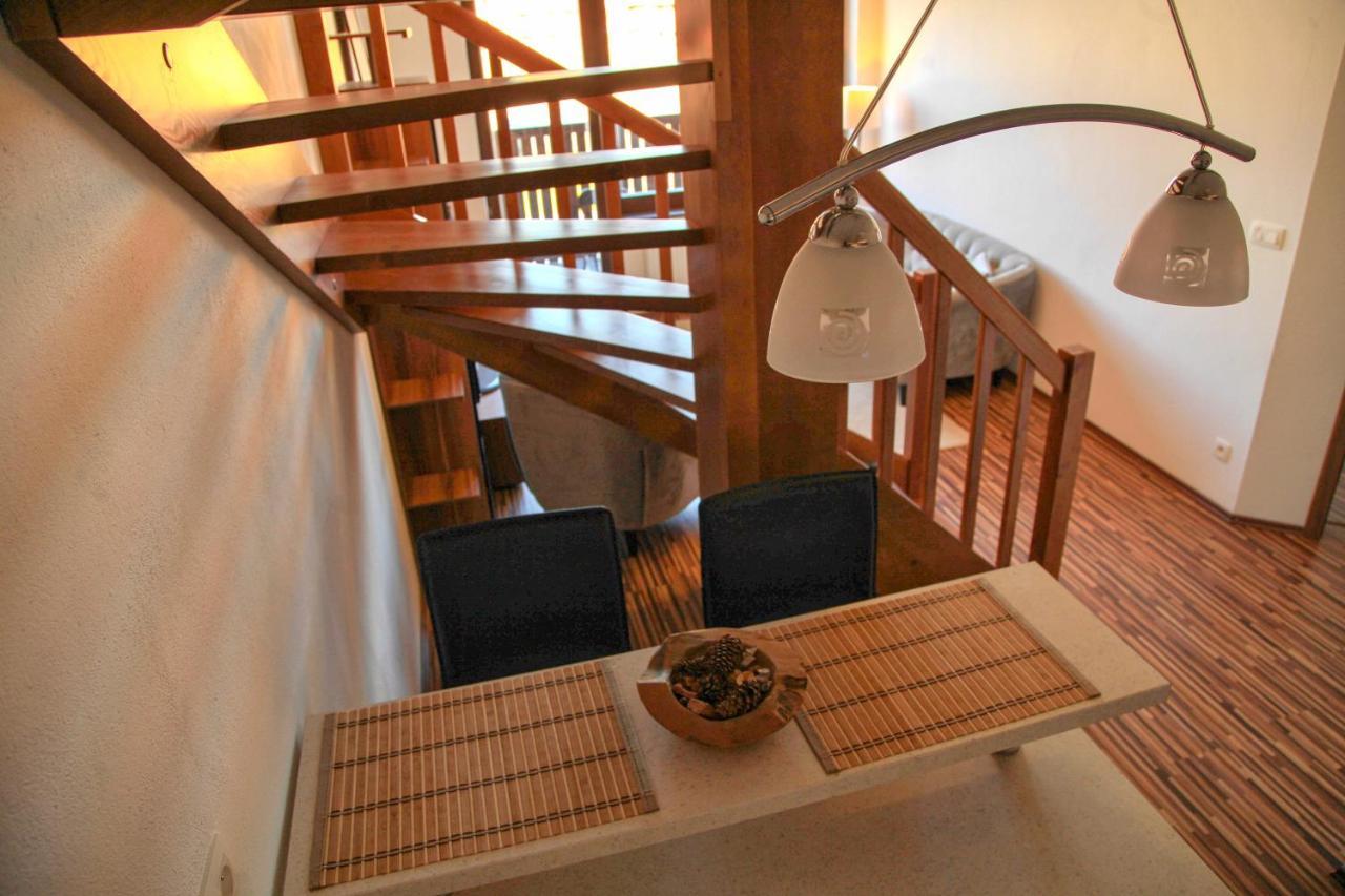 Apartment Vila Aston Велька-Ломница Экстерьер фото